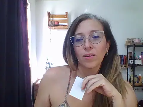 charlott ponce online show from 12-16-25, 06:01