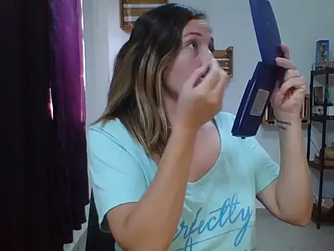 charlott ponce online show from 10-18-25, 06:21