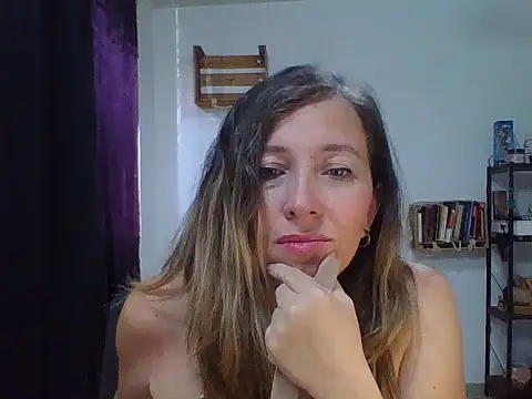 charlott ponce online show from 10-26-25, 04:29