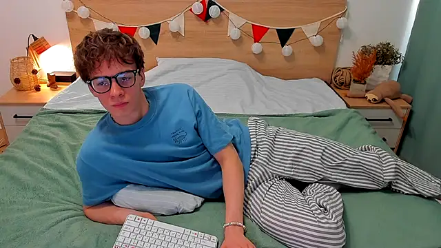 Fandi 777 online show from 11-14-25, 07:01