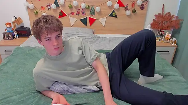 Fandi 777 online show from 12-23-25, 11:09