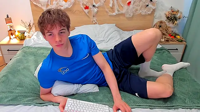 Fandi 777 online show from 11-04-25, 01:15