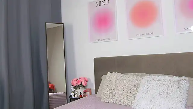 VioletiSwone online show from 01-08-26, 06:08