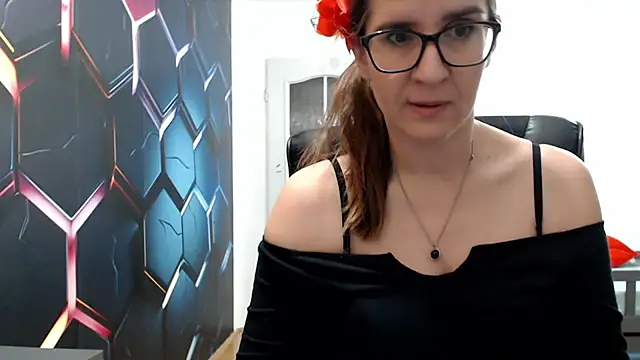 Snapshot of KayaRose chatting on 01-01-25, 04:07 KayaRose online show from 01-01-25, 04:07