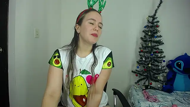 LauraSofia Cam online show from 12-20-25, 09:12