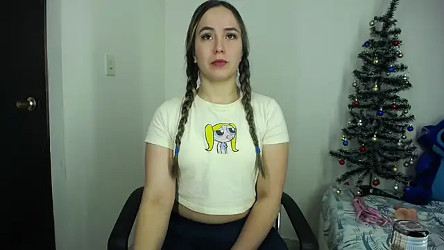 LauraSofia Cam online show from 12-17-25, 09:03