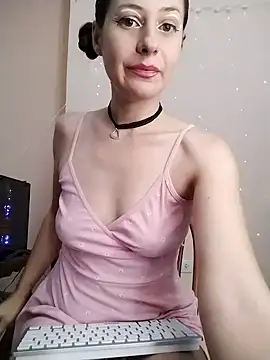 lucecitafantasy2 online show from 02-28-25, 04:31