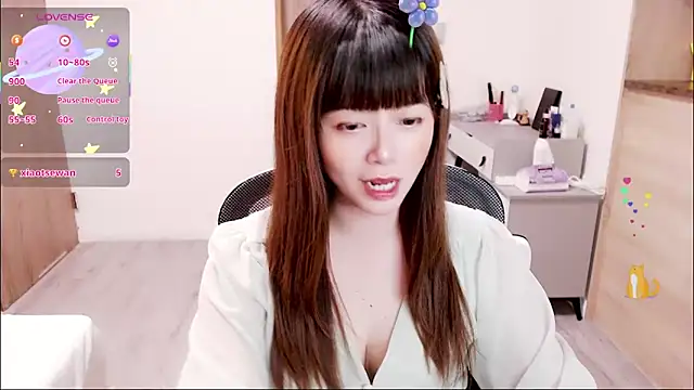 a0513 online show from 10-09-25, 03:45