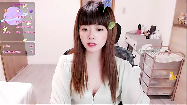 a0513 online show from 11-18-25, 03:26