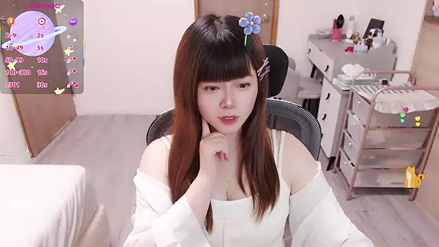 Snapshot of a0513 chatting on 06-18-26, 03:06 a0513 online show from 06-18-26, 03:06