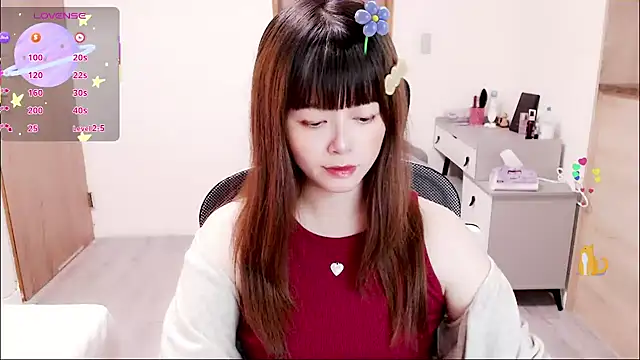 a0513 online show from 10-10-25, 03:35