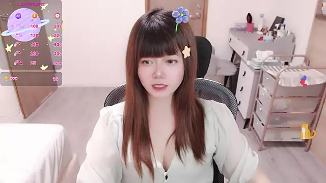 Snapshot of a0513 chatting on 06-19-26, 03:18 a0513 online show from 06-19-26, 03:18