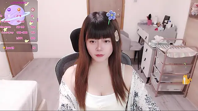 Snapshot of a0513 chatting on 07-09-26, 03:55 a0513 online show from 07-09-26, 03:55