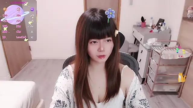 Snapshot of a0513 chatting on 07-02-26, 03:07 a0513 online show from 07-02-26, 03:07