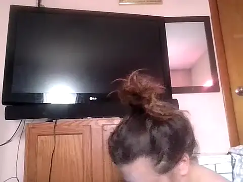 Snapshot of prettyface669 chatting on 09-14-25, 03:23 prettyface669 online show from 09-14-25, 03:23