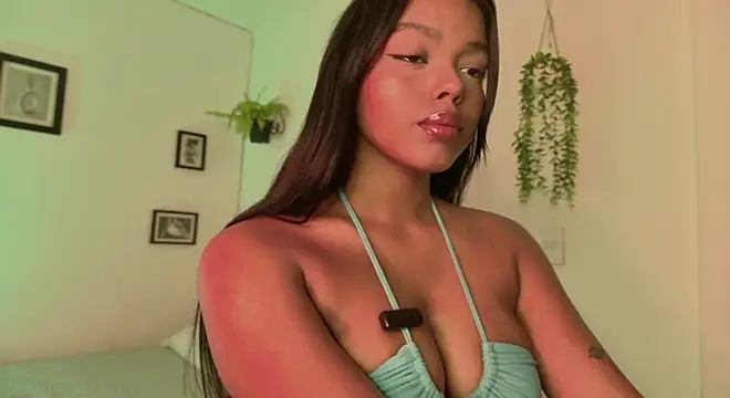 MegganCarter online show from 12-22-25, 10:43