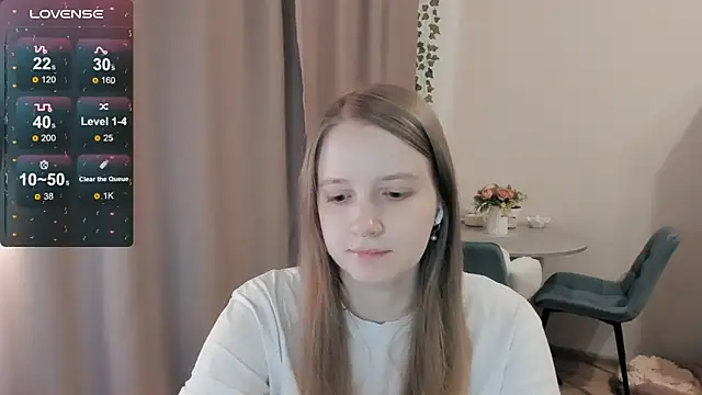 Snapshot of Alyaley chatting on 05-12-26, 01:06 Alyaley online show from 05-12-26, 01:06