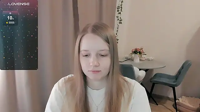 Snapshot of Alyaley chatting on 02-10-26, 09:19 Alyaley online show from 02-10-26, 09:19