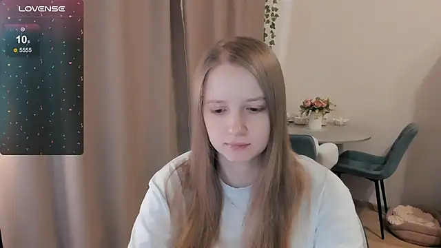 Snapshot of Alyaley chatting on 04-26-26, 08:33 Alyaley online show from 04-26-26, 08:33