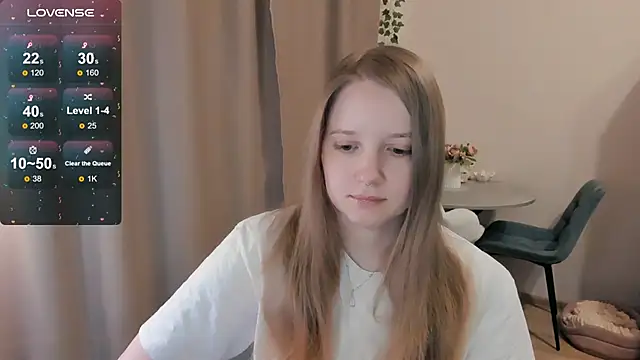 Snapshot of Alyaley chatting on 04-19-26, 02:01 Alyaley online show from 04-19-26, 02:01