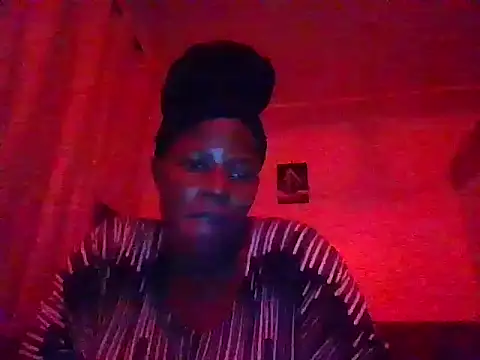 Snapshot of Sweetie_pussy chatting on 04-19-26, 12:50 Sweetie pussy online show from 04-19-26, 12:50