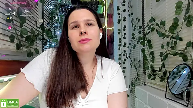 Snapshot of Candys_booty chatting on 02-07-25, 01:58 Candys booty online show from 02-07-25, 01:58