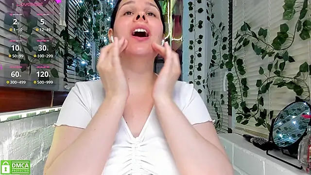 Snapshot of Candys_booty chatting on 02-09-25, 08:02 Candys booty online show from 02-09-25, 08:02