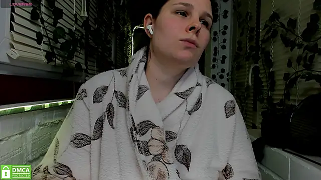 Snapshot of Candys_booty chatting on 02-07-25, 10:52 Candys booty online show from 02-07-25, 10:52