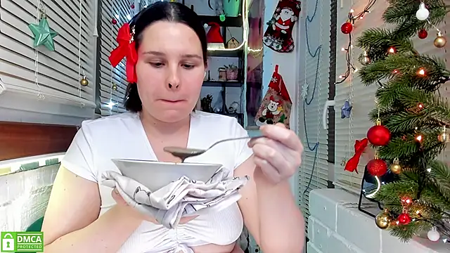 Snapshot of Candys_booty chatting on 12-24-24, 12:55 Candys booty online show from 12-24-24, 12:55