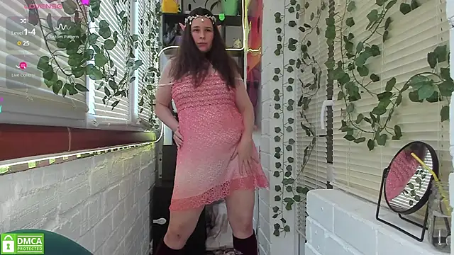 Snapshot of Candys_booty chatting on 01-29-25, 12:33 Candys booty online show from 01-29-25, 12:33