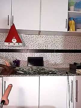 Bella045 online show from 12-15-25, 05:35