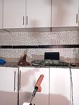 Bella045 online show from 09-27-25, 02:56