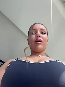 Syka0001 online show from 07-31-26, 10:47