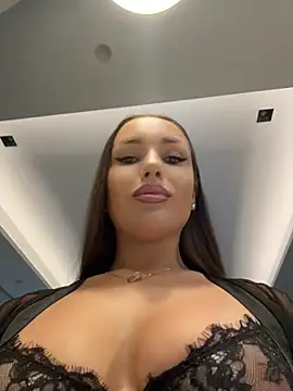 Syka0001 online show from 04-15-26, 10:32