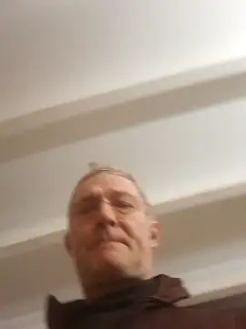 Snapshot of 60philippe chatting on 02-01-25, 10:59 60philippe online show from 02-01-25, 10:59