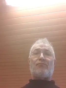 Snapshot of 60philippe chatting on 03-15-25, 08:48 60philippe online show from 03-15-25, 08:48