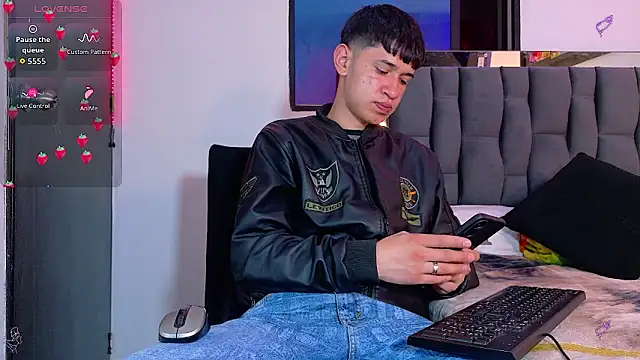 Mr daren  online show from 09-17-25, 06:21