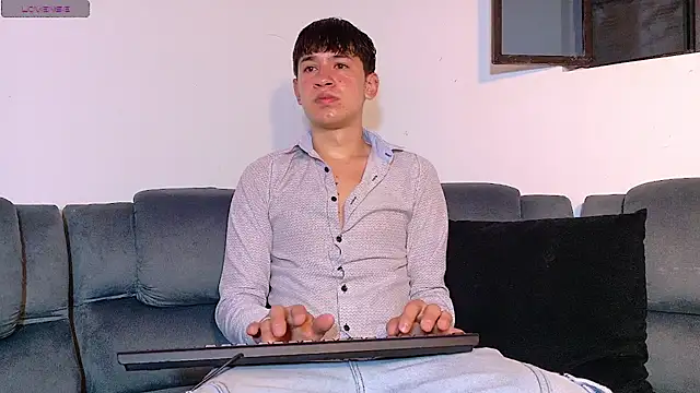 Mr daren  online show from 10-18-25, 04:31