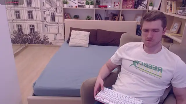 EthanPinkman online show from 03-19-25, 06:24