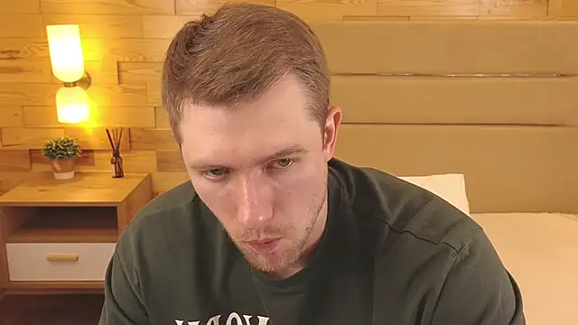 EthanPinkman online show from 09-11-25, 04:12