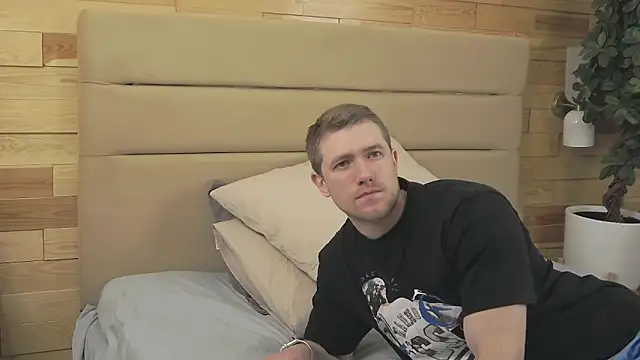 EthanPinkman online show from 11-07-25, 04:28