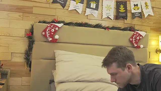 EthanPinkman online show from 12-23-25, 04:34