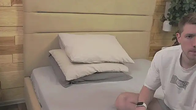 EthanPinkman online show from 11-20-25, 04:35