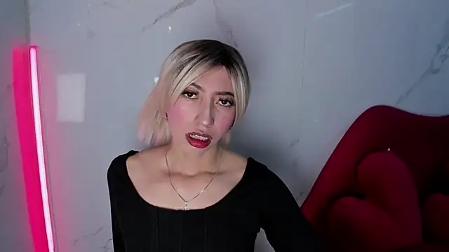 LilithCooperr  online show from 09-25-25, 11:00