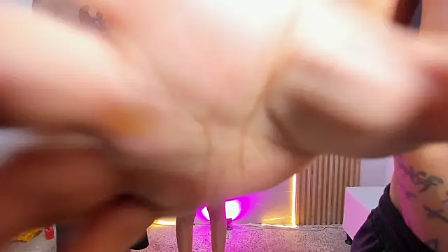 wild demongirl online show from 01-08-26, 06:36