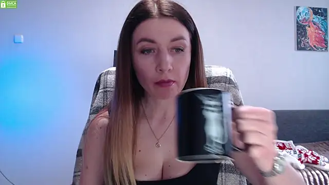 Sweet   Amelia online show from 04-28-26, 01:37