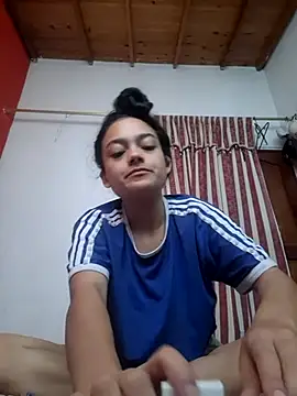 littlemelii online show from 02-01-25, 03:18