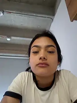 littlemelii online show from 02-25-25, 09:58