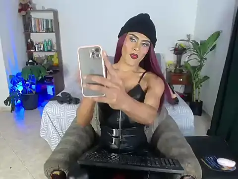 Megan Hot15 online show from 01-08-26, 01:44