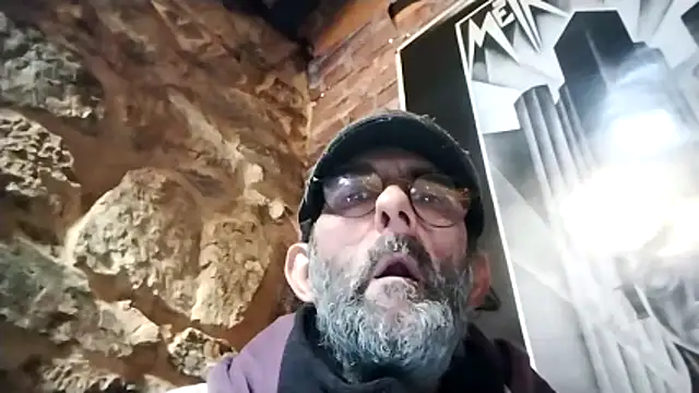 Snapshot of Oridama123 chatting on 03-01-26, 02:28 Oridama123 online show from 03-01-26, 02:28